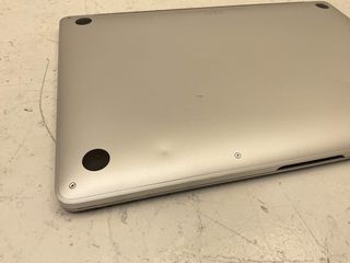 portatil apple apple macbook pro m2 8-core 3.4 13 (8gpu) (2022) (a2338)