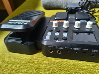 Nux MG-101 Procesador Guitarra Multi-efectos