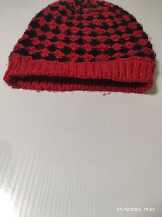 Cappello H&M Divided maglia fantasia