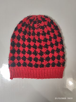 Cappello H&M Divided maglia fantasia