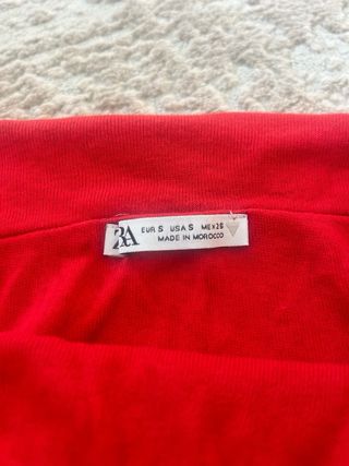 Top Zara Rojo Hombros Descubiertos
