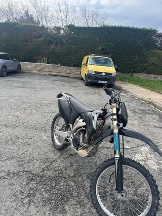 Yamaha YZF250 MATRICULADA