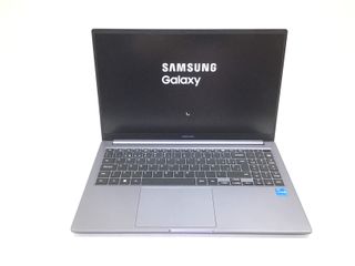 pc portatil samsung galaxy book4 (np750xgj)