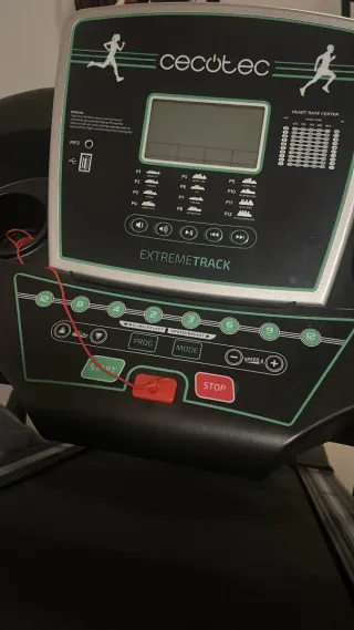 Cinta de correr Cecotec FIT