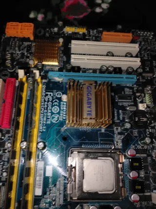 Procesador Intel Core 2 Duo E6558 + Placa + Ram