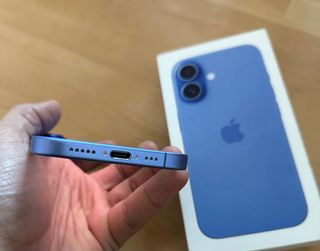 iPhone 16   Azul 256 GB