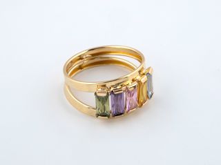 anillo oro 18k con piedra con circonita