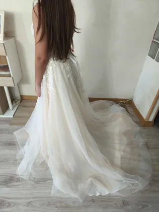 Vestido de Novia Beige y Blanco
