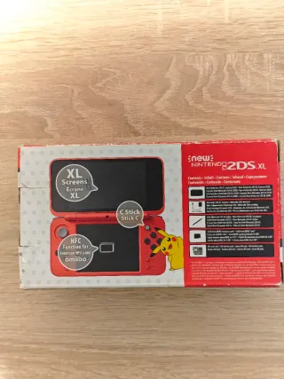 Nintendo 2DS XL Edición PokeBall