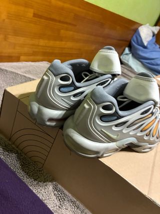 Zapatillas Air Max Plus Drift FD4290 002 Gris