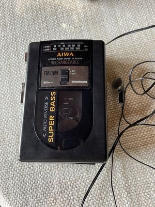 AIWA Walkman Radio Cassette Player Recargable