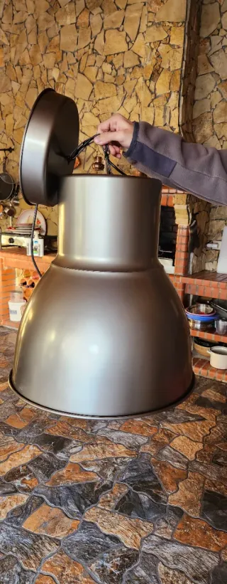 Candeeiro de sala grande metalizado