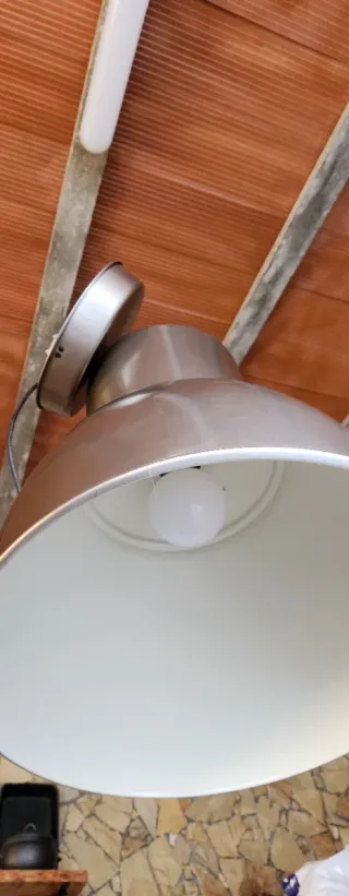 Candeeiro de sala grande metalizado