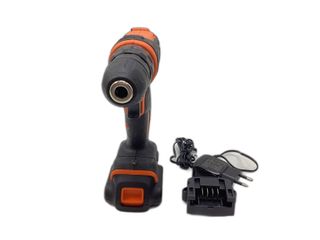taladro a bateria black and decker bdcd12