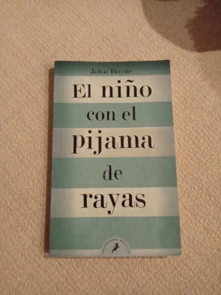 El niño con el pijama de rayas/ The Boy in the ...