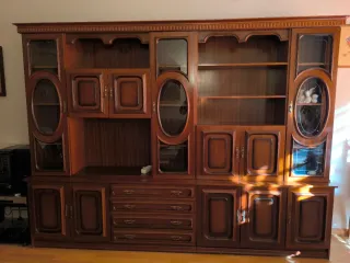 Librería clásica madera maciza y cristal