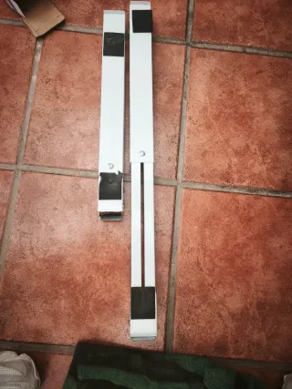 Raíles con ruedas para muebles