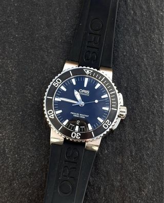 Oris Aquis Automatic Reloj Negro y Plateado