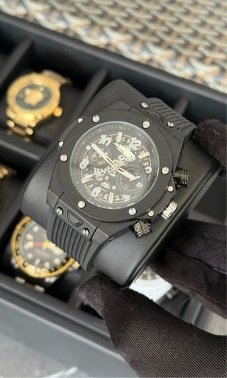 Reloj Esqueleto Negro y Dorado