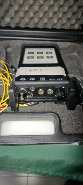 Medidor de Fibra Óptica RadiantTech