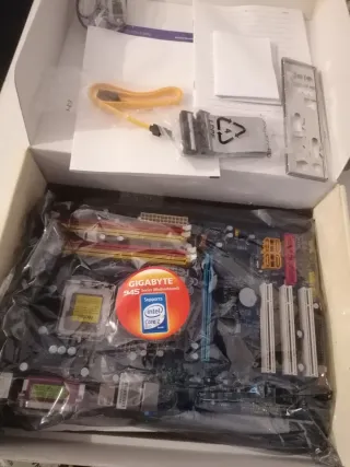 Gigabyte GA-945P-S3 Motherboard NUEVA A ESTRENAR