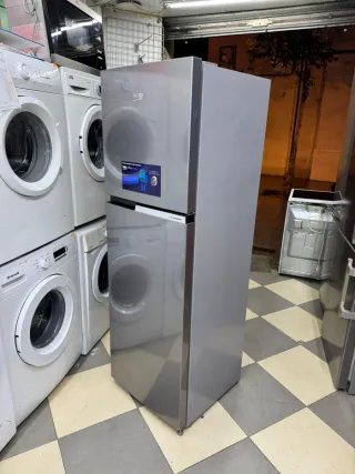 Frigorífico 'BEKO' plateado TARA