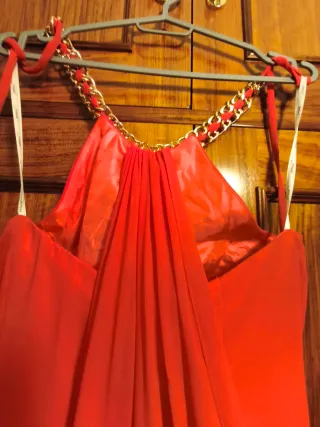 Vestido rojo para graduación o evento