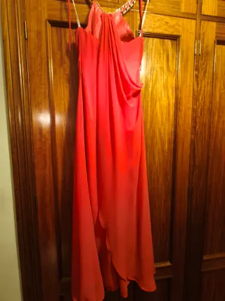 Vestido rojo para graduación o evento