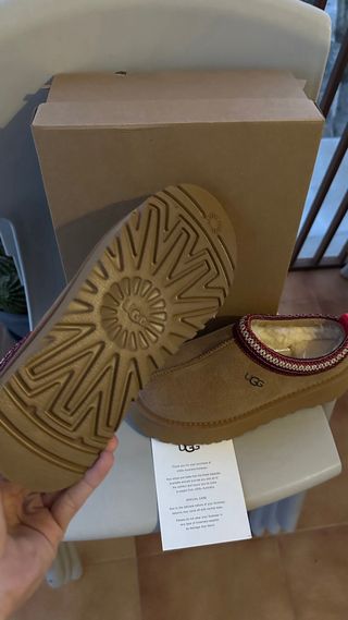 UGG Tazz