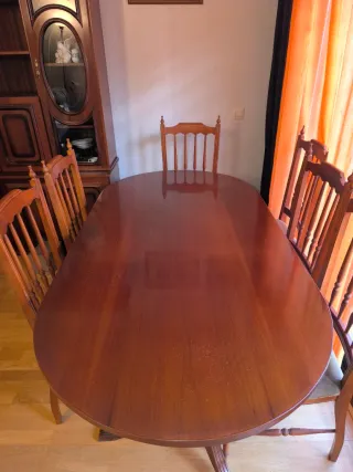Mesa de comedor ovalada de madera de haya +6 silla