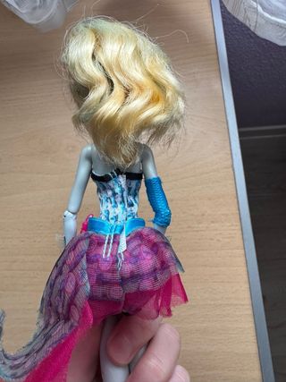 Monster High Lagoona Blue Muñeca
