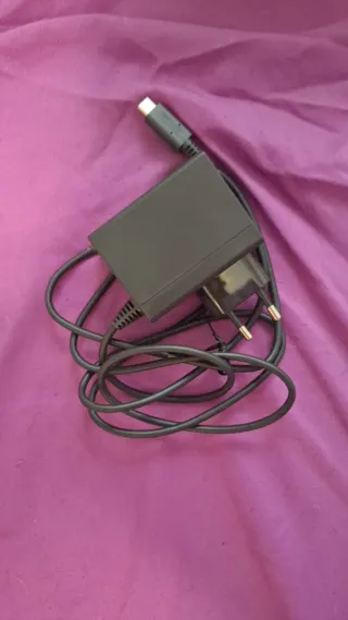 Nintendo Switch Lite Verde + 4 Juegos