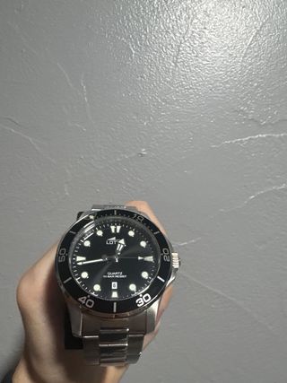 Reloj Lotus Plateado Caja Negra
