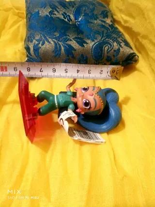 Figura coleccionable Shine