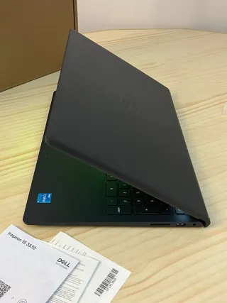 Portátil Dell Inspiron 15 3530 intel i3 256GB new