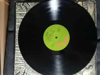 Vinilo thick as a brick y stand up