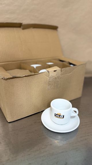 Taza de café SOLEY con platillo