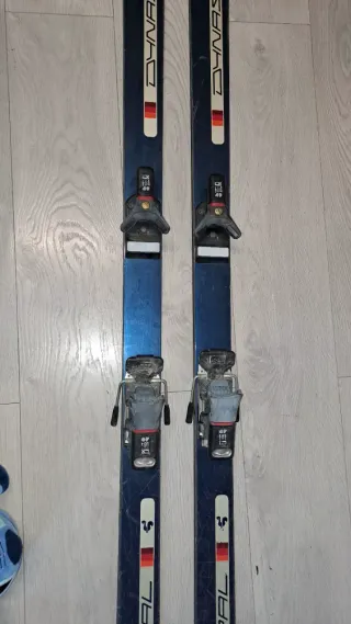 Conjunto Esquis Dynastar con Bastones