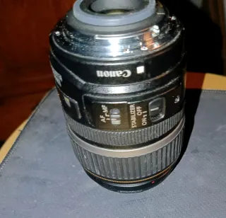 Canon EF-S 17-85mm F4-5.6 IS USM Objetivo