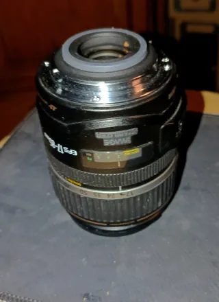 Canon EF-S 17-85mm F4-5.6 IS USM Objetivo