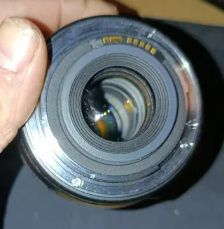 Canon EF-S 17-85mm F4-5.6 IS USM Objetivo