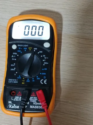Multímetro Kaise MAS830