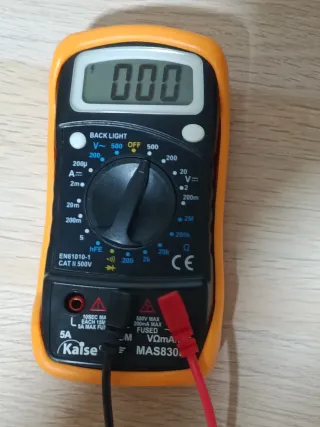 Multímetro Kaise MAS830