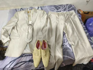 Traje de fiesta elegante hombre