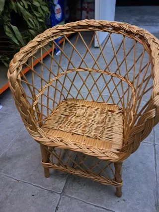 Silla de mimbre artesanal