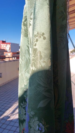 Falda de fallera verde con encaje