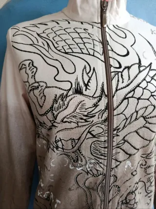 Chaqueta con estampado de dragón
