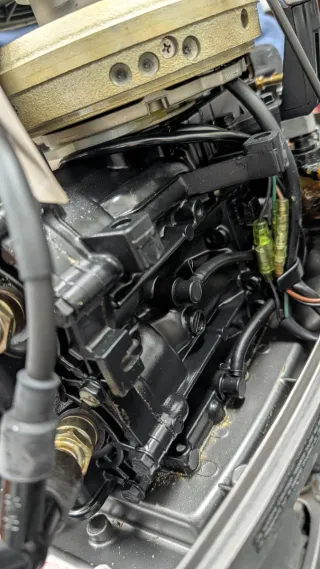 Motor fueraborda Nissan 9.8