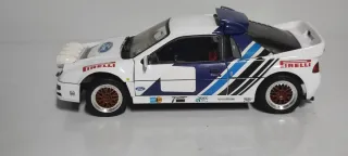 Ford RS200 Rallye 1/18 Ricko Otto Autoart Kyosho