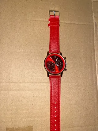 Reloj de Pulsera Rojo y Negro